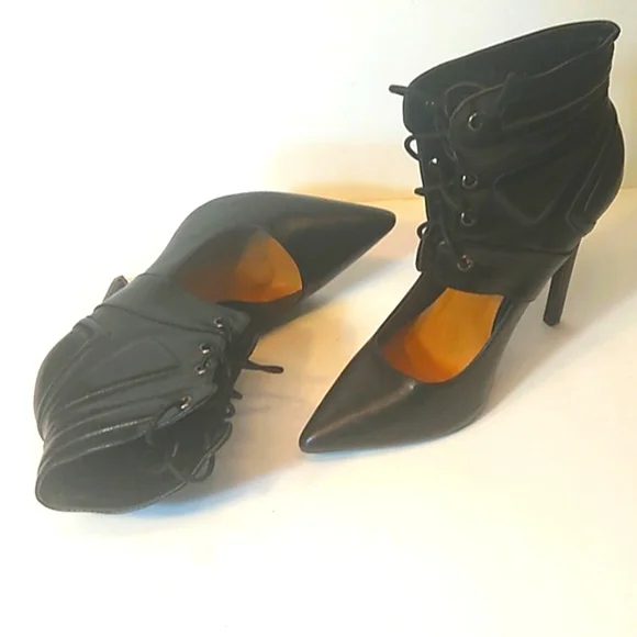 Isabella Rue Lace Up Heels Size 9 - Picture 9 of 10